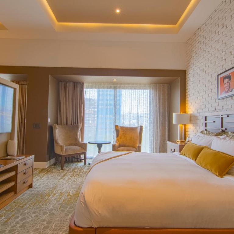 K Tower Boutique Hotel By Lucerna - Loft 1 King Bed - 8