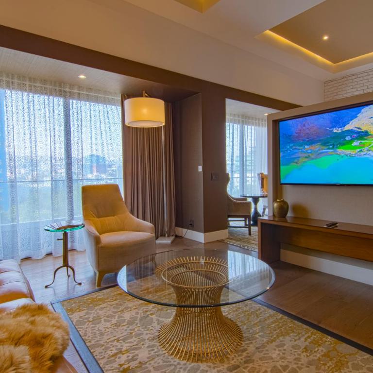 K Tower Boutique Hotel By Lucerna - Loft 1 King Bed - 12
