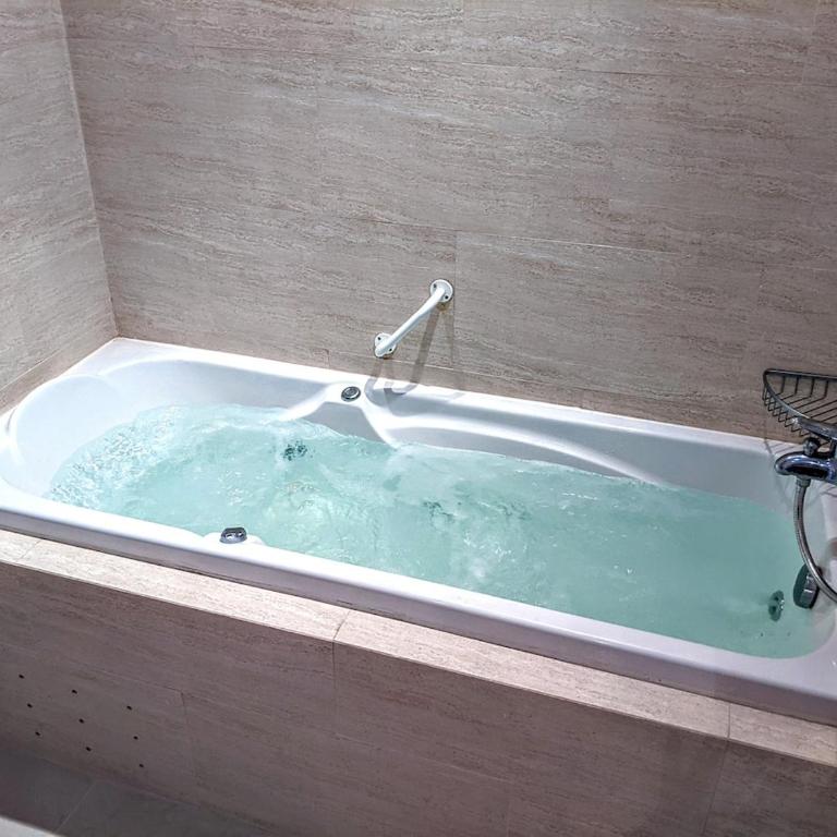 Sea views and hot tub close to beach - Casa Unifamiliar de 2 dormitorios - 9