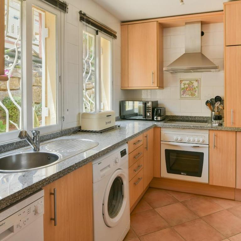 Sea views and hot tub close to beach - Casa Unifamiliar de 2 dormitorios - 21
