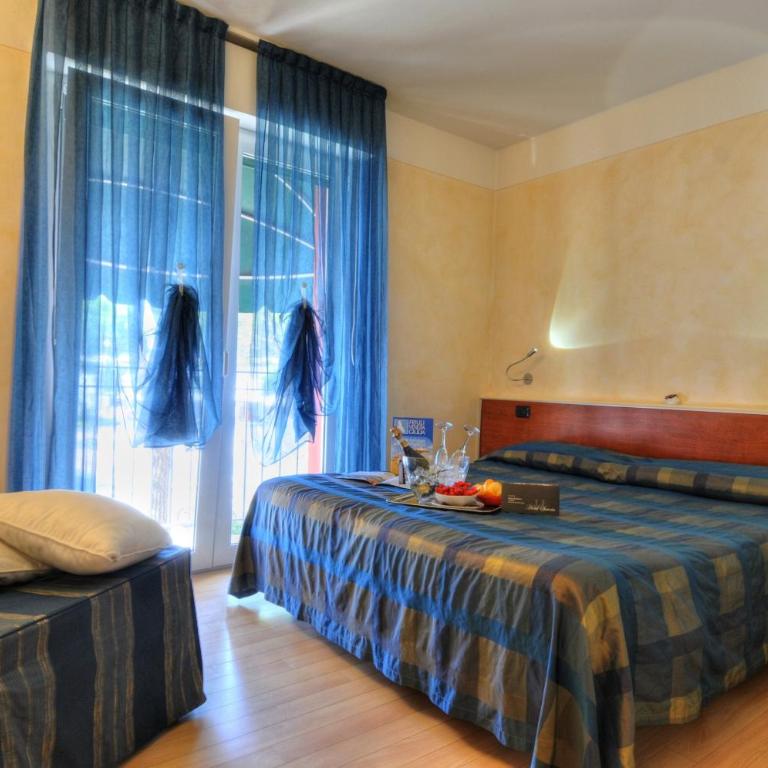 Hotel Savoia - Camera Comfort Matrimoniale/Doppia con Letti Singoli - 2