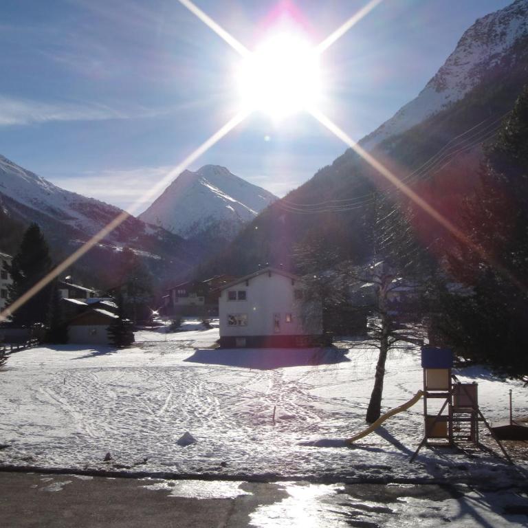 Chalet in Saas Fee near Ski Slopes - Apartment mit 4 Schlafzimmern - 15