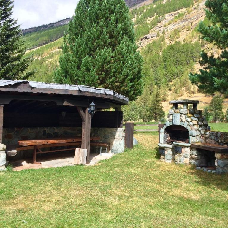 Chalet in Saas Fee near Ski Slopes - Apartment mit 4 Schlafzimmern - 14