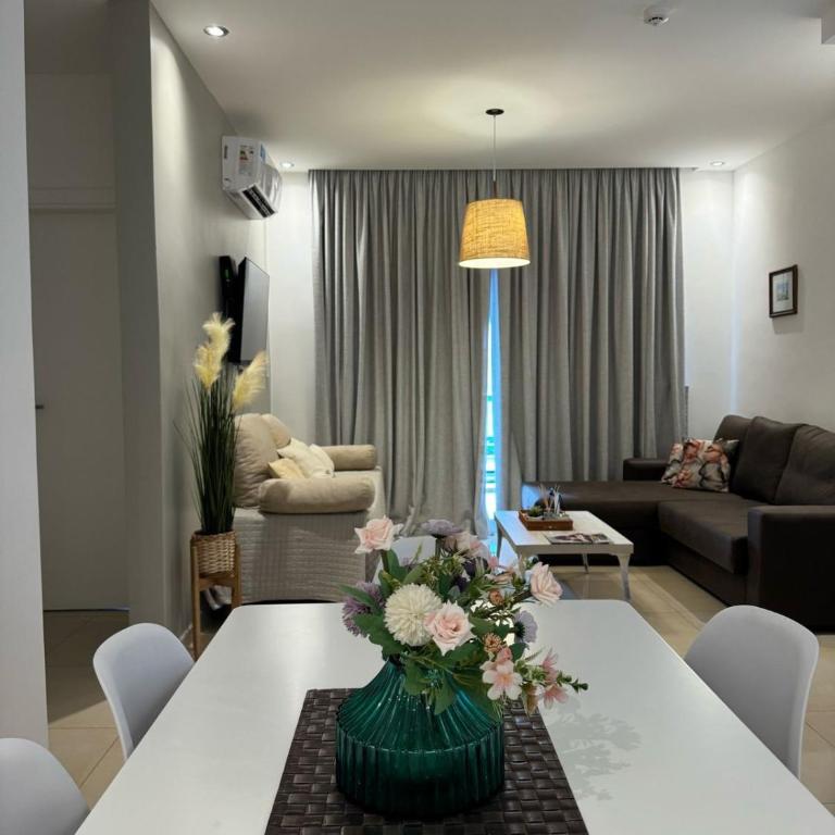 Departamento Bitcoins House Junin 3 - Two-Bedroom Apartment with Balcony - 6
