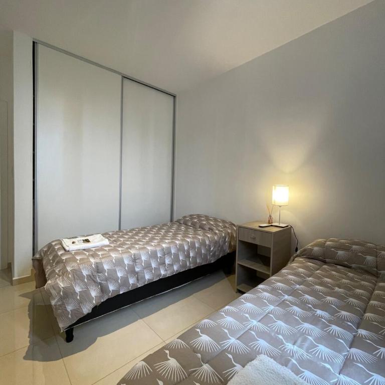 Departamento Bitcoins House Junin 3 - Two-Bedroom Apartment with Balcony - 16