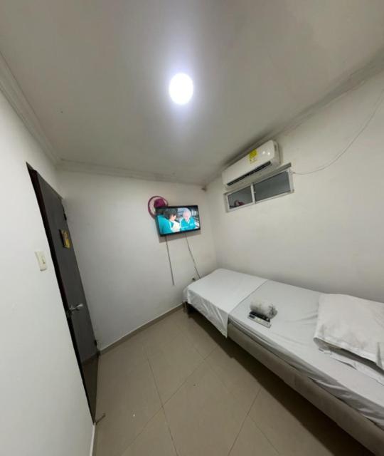 Hostal Viva Mar - Habitación Doble - 2 camas - 4