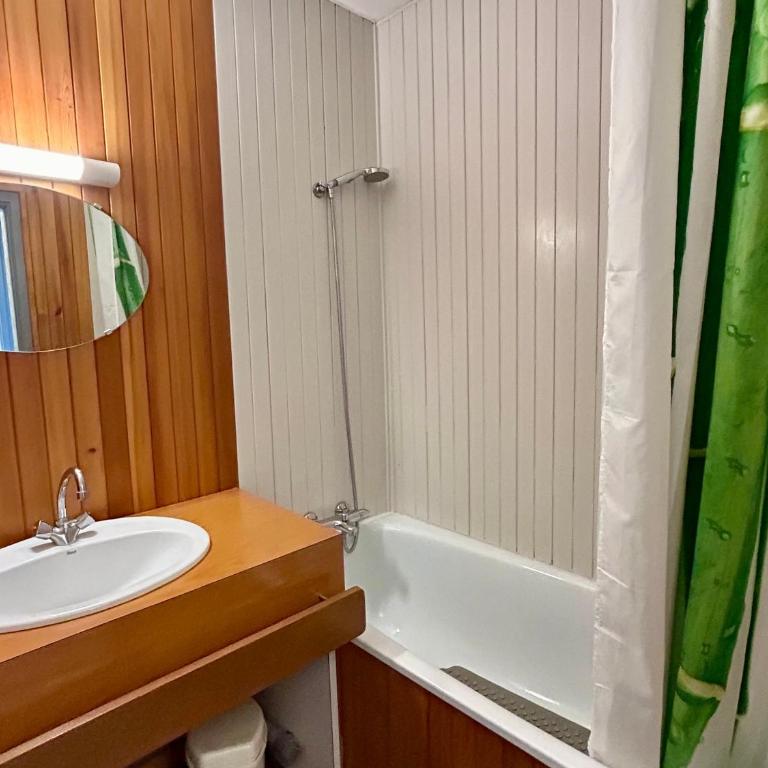 Appartement bord de mer avec balcon et parking - FR-1-652-47 - Appartamento - 13
