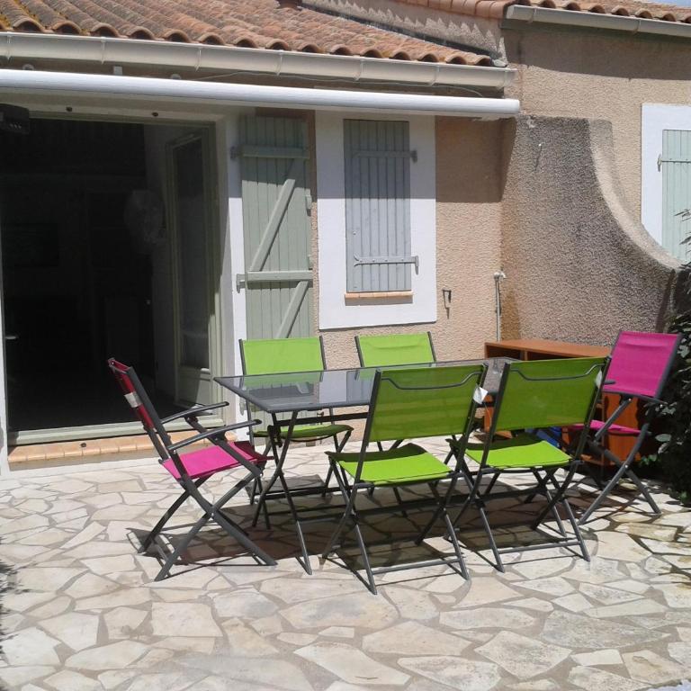 Pavillon 5 pers avec piscine, parking et jardin à Valras-Plage - FR-1-781-74 - Vacation Home - 2