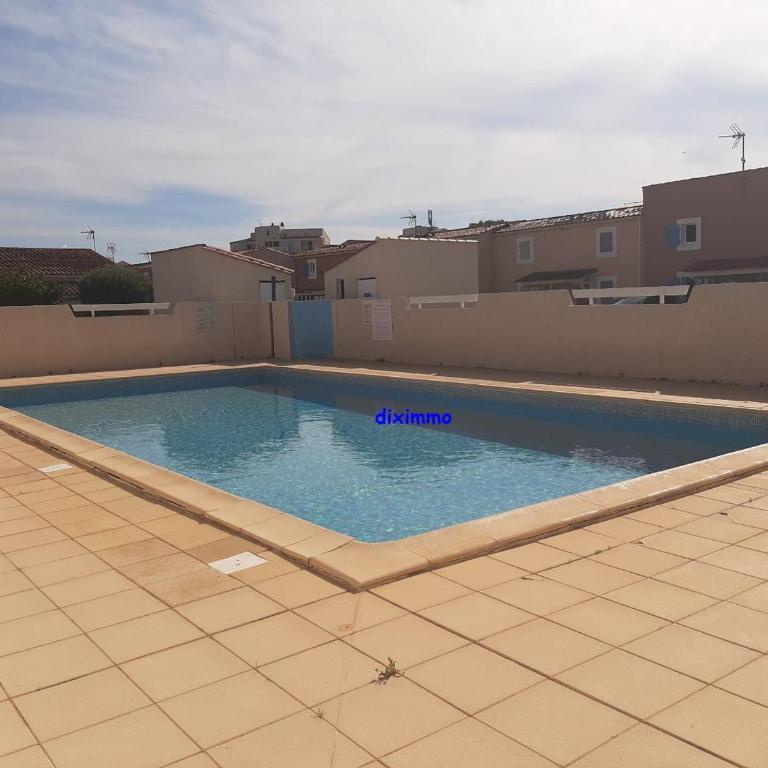 Pavillon 6 pers, piscine, clim, parking, proche mer - FR-1-781-77 - Casa - 1