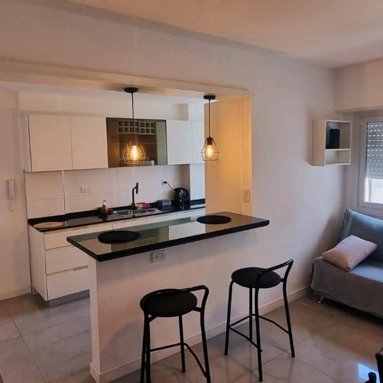Dpto 3 ambientes - Apartamento de 2 dormitorios - 6