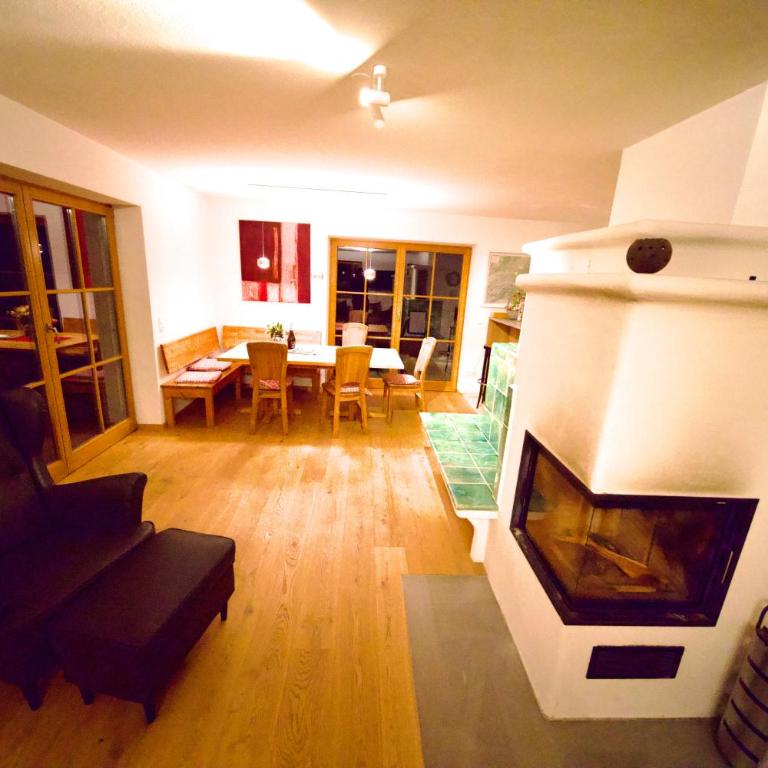 Haus Schwänli mit Kachelofen und Sauna - Haus mit 4 Schlafzimmern - 6