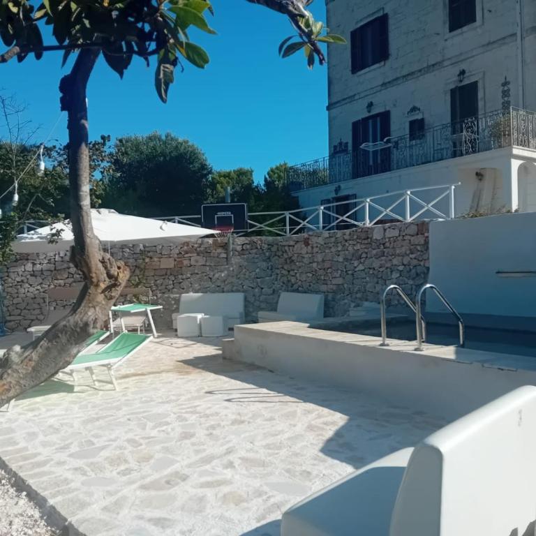 Torre Marinella - Double Room with Patio - 7