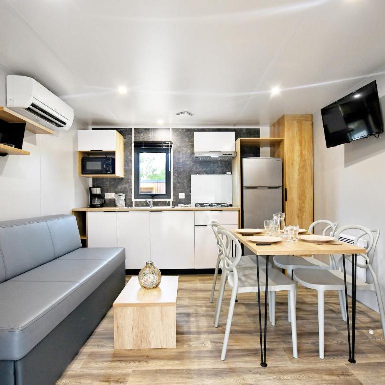 Camping Bella Vista - Mobile Home Renosu (4 Personnes) - 1