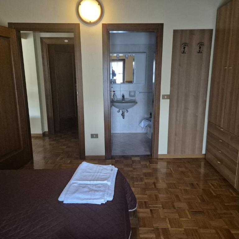 Villa San Giuseppe - Camera Matrimoniale con Bagno Privato - 4