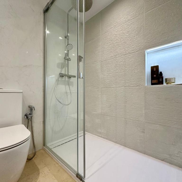 Precioso piso con magnifica vista cerca playa - Two-Bedroom Apartment with Sea View - 14
