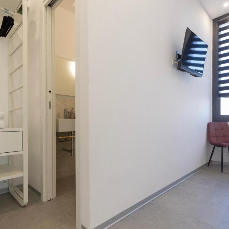 Associazione Garage24 Aps Ets - Camera Matrimoniale - 4