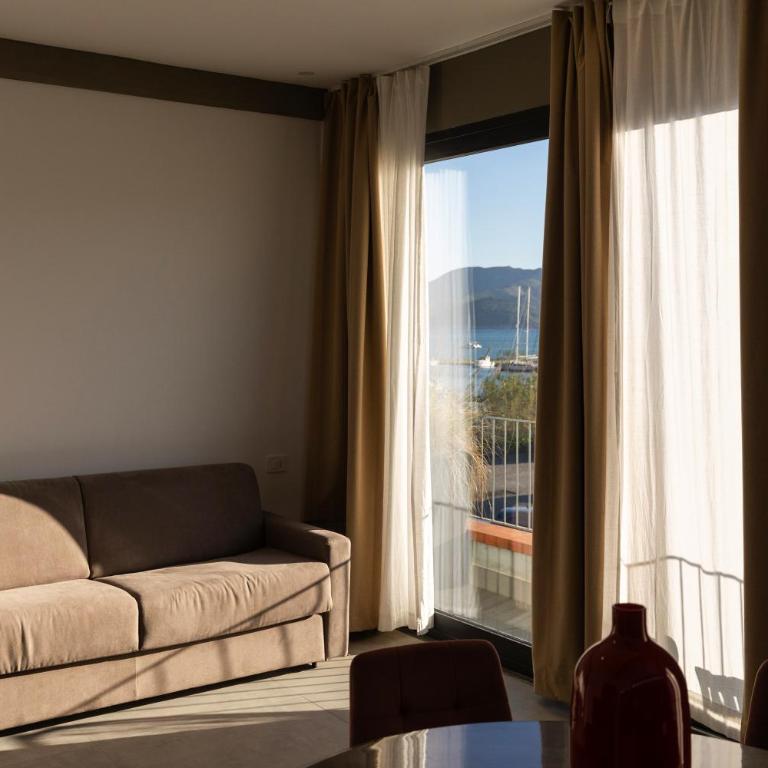 Associazione Garage24 Aps Ets - Monolocale con Divano-Letto - 3