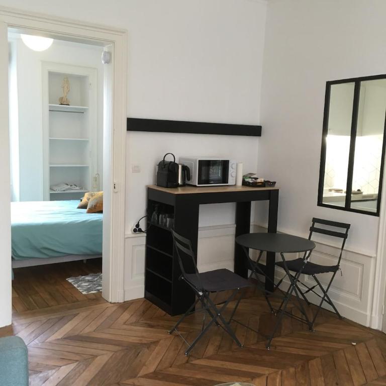 Charmant appartement ancien, lit 160 - One-Bedroom Apartment - 4