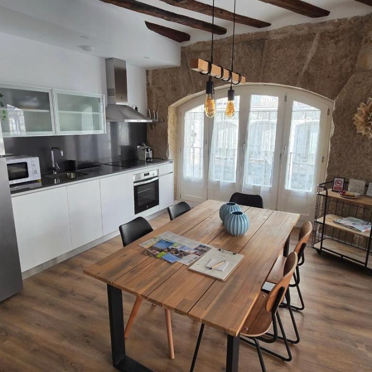 Apartamentos Almada - calle Alfonso - Plaza SAS - Apartamento Deluxe de 2 dormitorios - 3