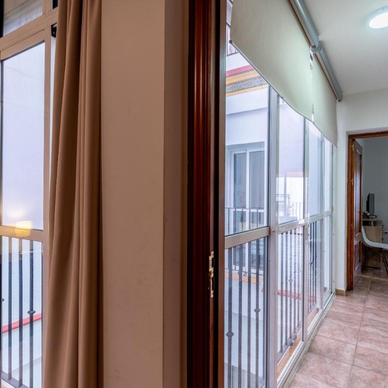 AoA Casa Triana Familiar con Terraza - Apartamento de 2 dormitorios con balcón y terraza - 9