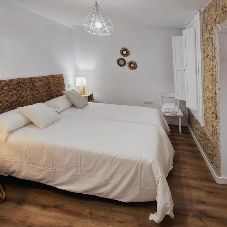 Apartamentos Almada - calle Alfonso - Plaza SAS - Apartamento Deluxe de 2 dormitorios - 1