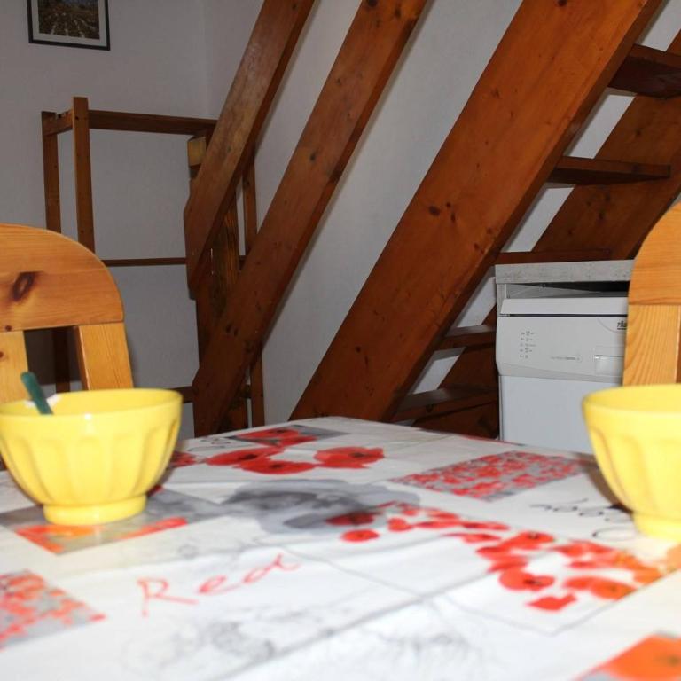Pavillon Cosy 3 pièces avec véranda et parking GN520-048 - Maison 2 Chambres - 7