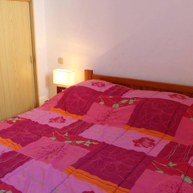 Pavillon Cosy 3 pièces avec véranda et parking GN520-048 - Maison 2 Chambres - 16