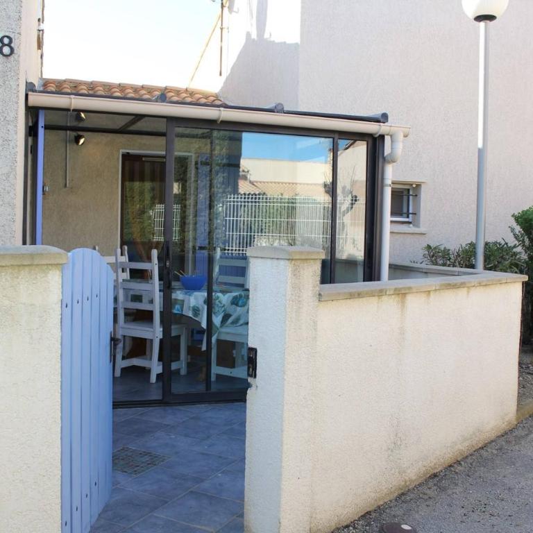 Pavillon Cosy 3 pièces avec véranda et parking GN520-048 - Maison 2 Chambres - 18