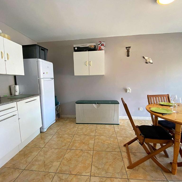 Maison climatisée à 150m de la plage du Grazel - GA080-086 - Maison 2 Chambres - 7