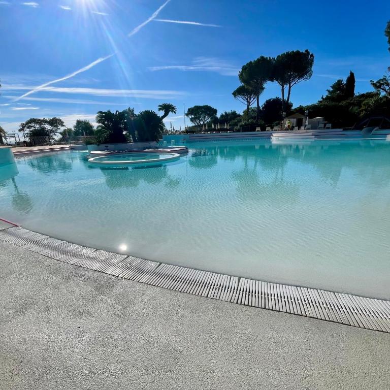 Village cap Esterel, piscine, plage - Apartamento con terraza - 67