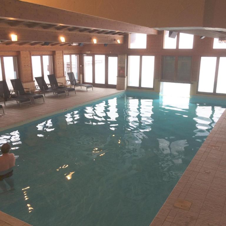 ARCS 1950 Prince des Cimes 2 chambres 6 pers orienté sud ouest Piscine Sauna Hammam - Appartement 2 Chambres - 12
