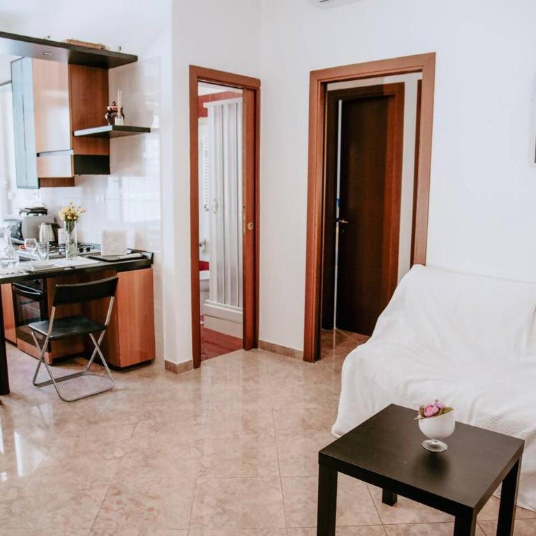 CineMaison - Near Metro - Appartamento con 1 Camera da Letto - 24