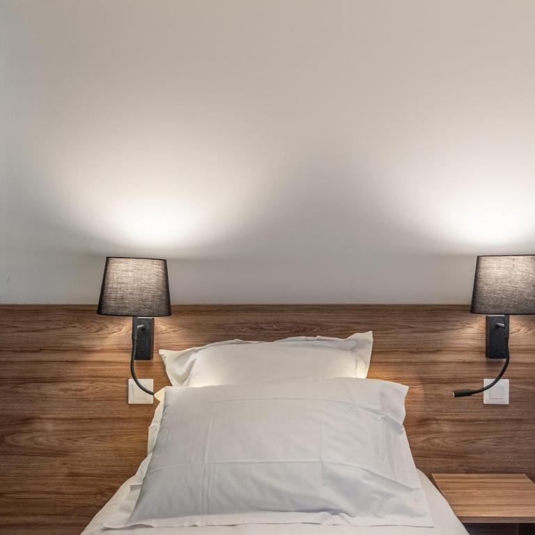 Les Tonnelles - Chambre Simple avec Salle de Bains Privative - 5