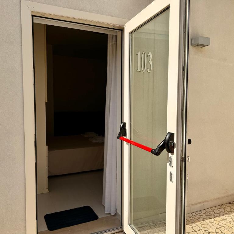 Baia Sangiorgio Hotel & Beach Club - Camera Familiare per Ospiti Disabili - 4