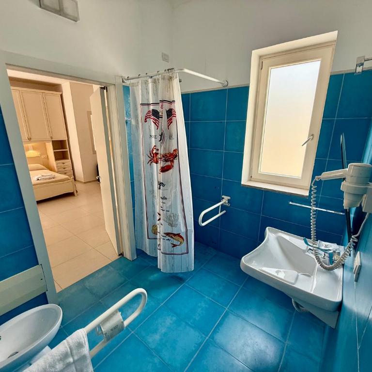 Baia Sangiorgio Hotel & Beach Club - Camera Familiare per Ospiti Disabili - 6