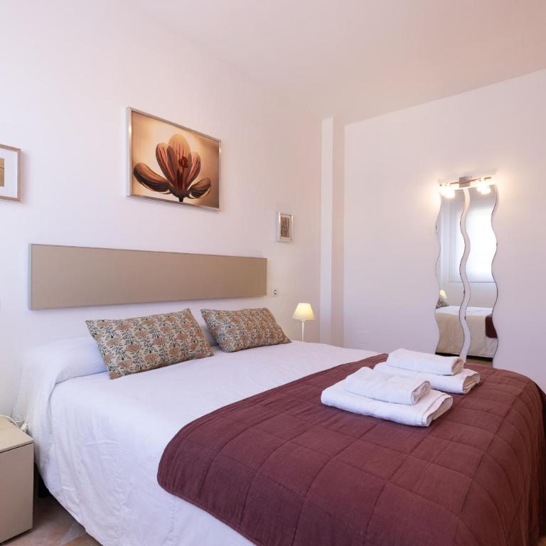 MALDIVAS I Apartment - Two-Bedroom Apartment with Balcony - 19