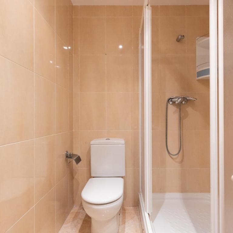 MALDIVAS I Apartment - Two-Bedroom Apartment with Balcony - 29