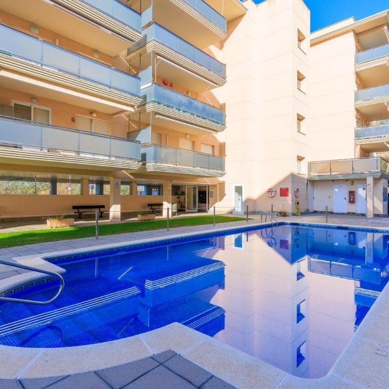 MALDIVAS I Apartment - Two-Bedroom Apartment with Balcony - 43