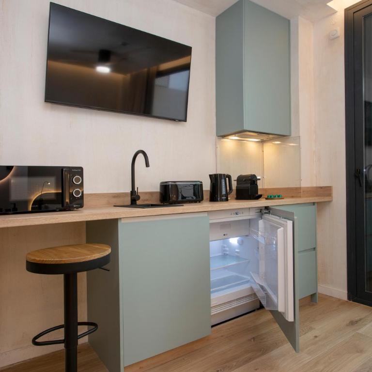 Nomad Haux Mestalla - Double Room with Terrace - 15