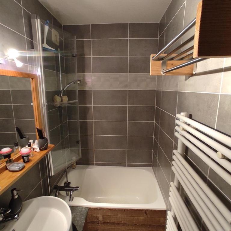 Annapurna LA CLUSAZ - Two-Bedroom Apartment - 4