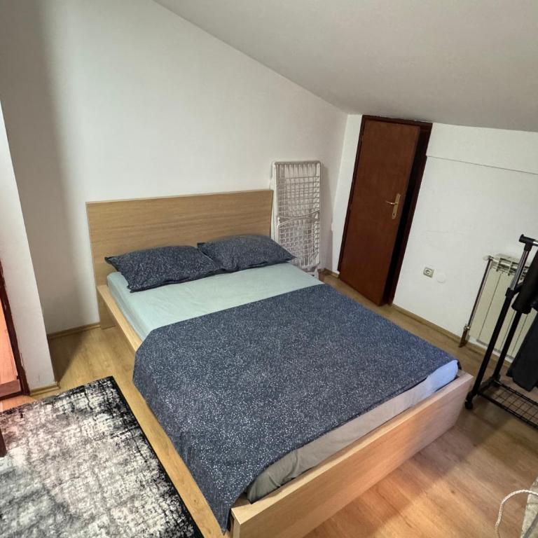 Deluxe Apartments Belgrade Downtown Dorcol - Three-Bedroom Apartment - 10