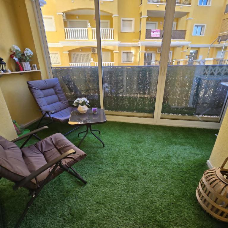 Sunny ground floor apartment with a large terrace and direct access to the pool - Apartamento de 2 dormitorios - 29