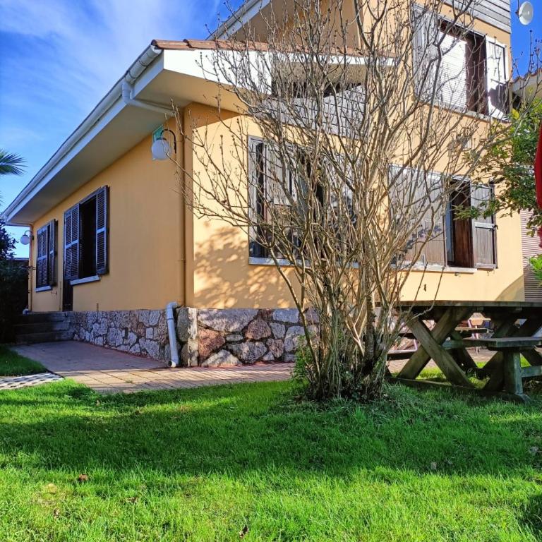 Chalet céntrico costero en Gijón - Casa de 3 dormitorios - 1