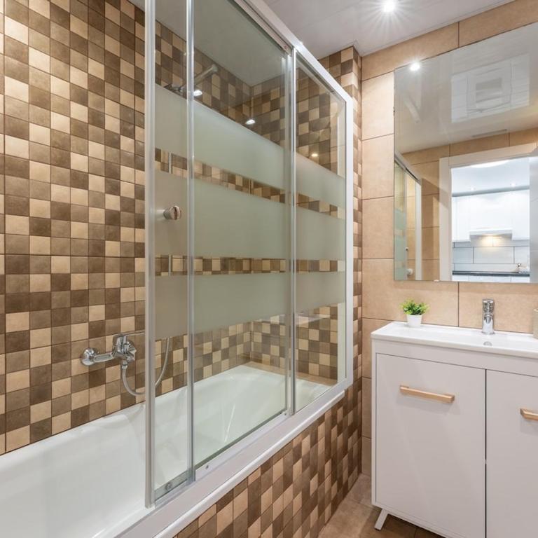 SalouRoyalCenterPoolRelax2bedPortAventuraAA12 - Apartamento de 1 dormitorio - 13