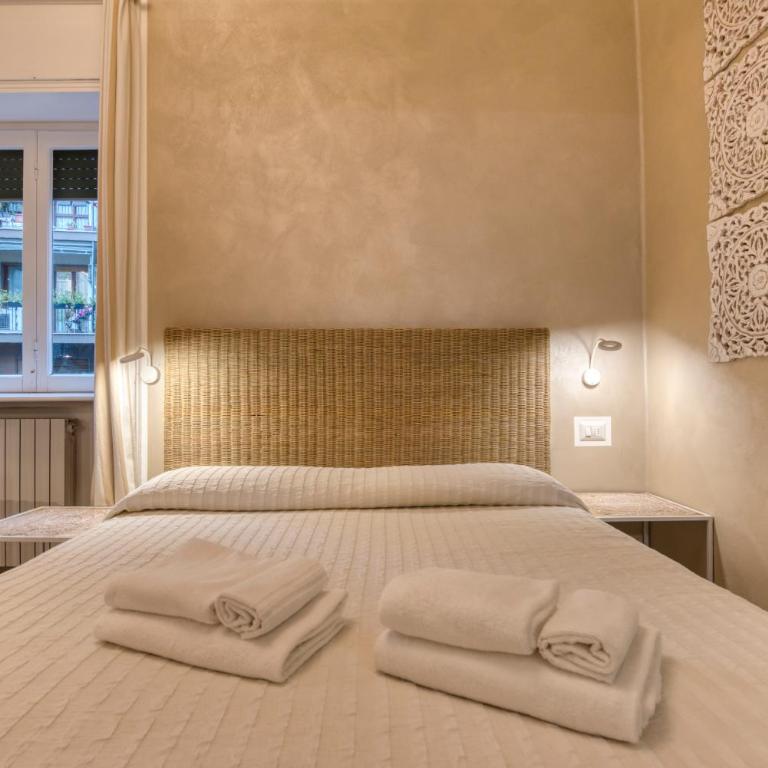 Maison Castelli - Camera Matrimoniale con Bagno Privato - 6