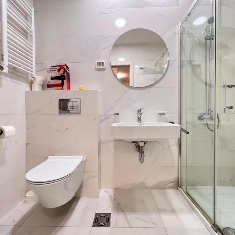 Apartment Central Point - Podgorica - One-Bedroom Apartment with Balcony - 15