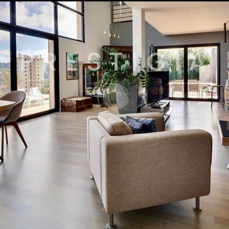 Villa Hélios - Vue Mer et Ville panoramique - Clim - Piscine - Luxe - Villa 3 Chambres - 11