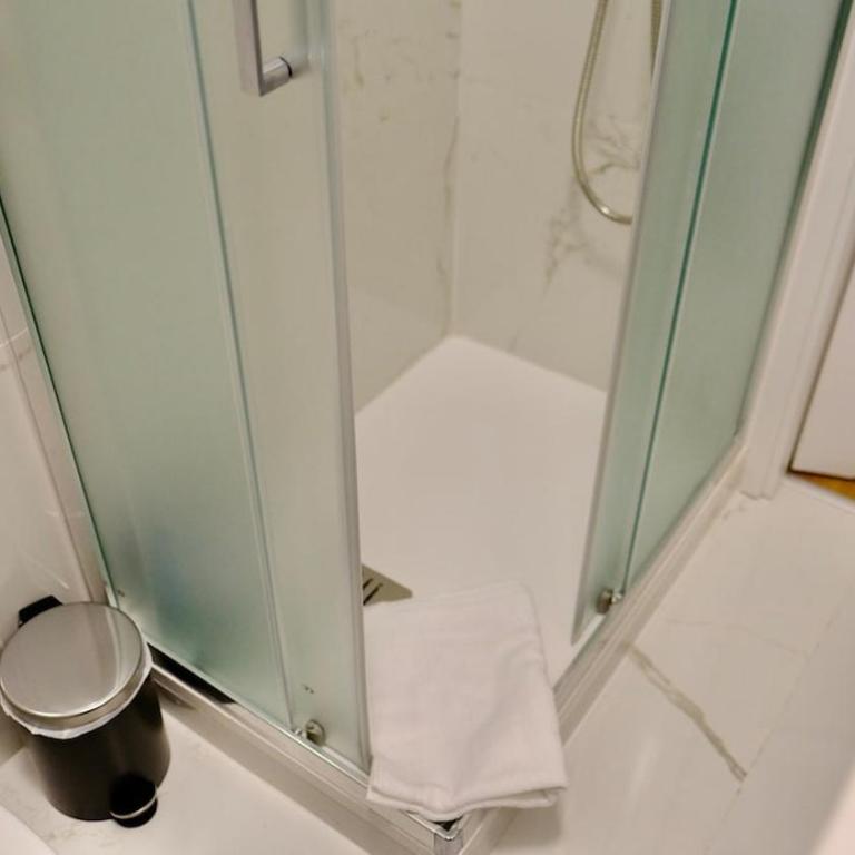 La Nuova Casa Di Zia - near metro A Ponte Lungo - Appartamento con 2 Camere da Letto - 3