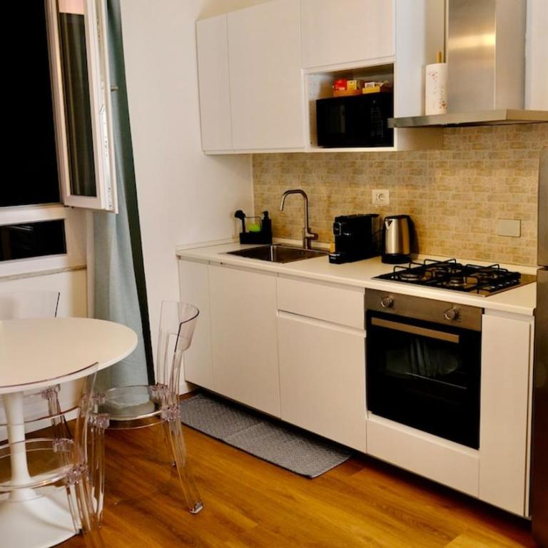 La Nuova Casa Di Zia - near metro A Ponte Lungo - Appartamento con 2 Camere da Letto - 29