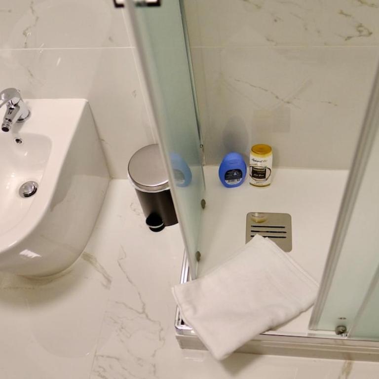 La Nuova Casa Di Zia - near metro A Ponte Lungo - Appartamento con 2 Camere da Letto - 36